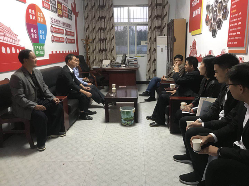 政研室人员莅临金雀爱心购范湖点进行调研
