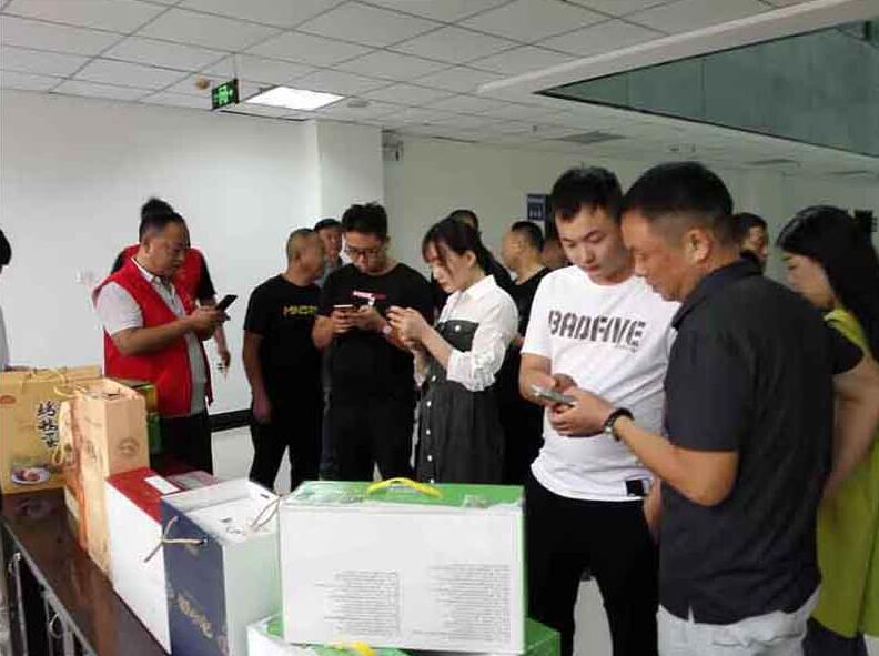 汝南县商务局积极开展消费扶贫活动